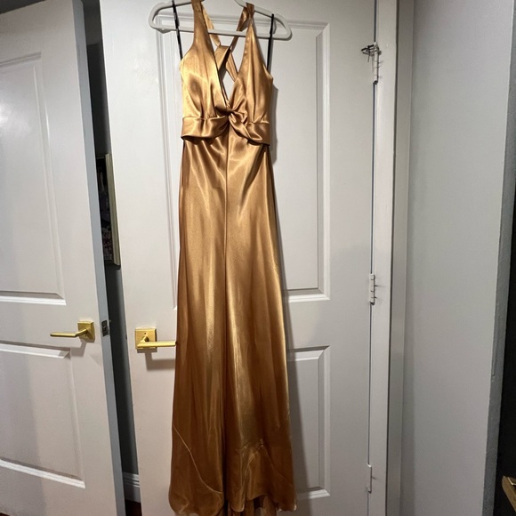 Night Way Collections Gold Backless Dress - Picture 6 of 11
